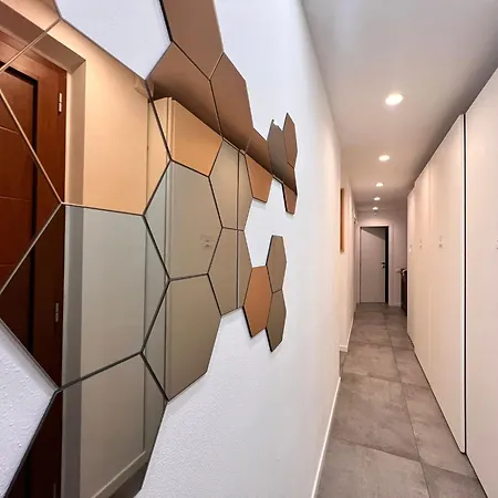 Theoma * Castelnuovo Magra