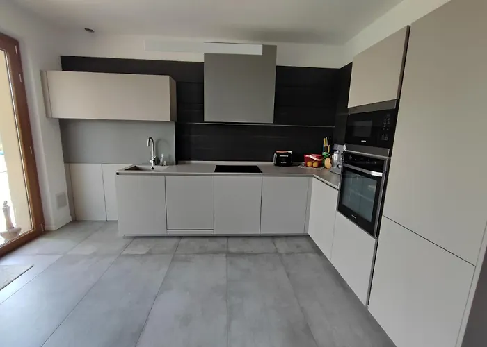 Theoma * Castelnuovo Magra