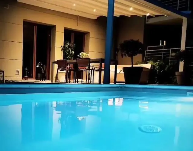 Theoma Castelnuovo Magra